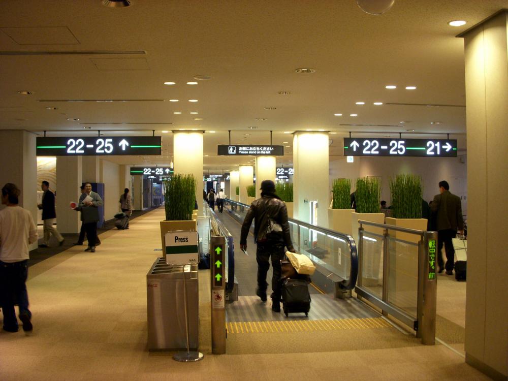 Concourse to Satellite No.2